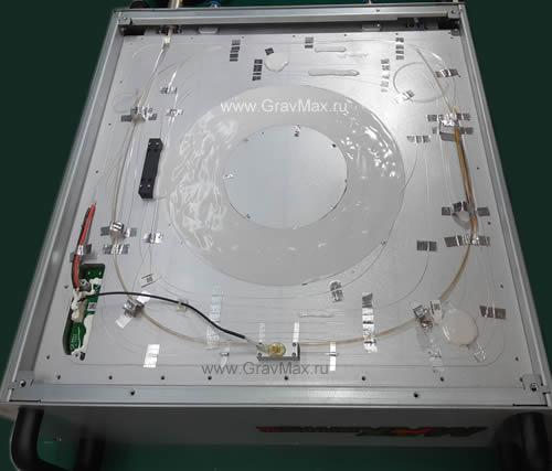 Устройство оптического модуля лазерного источника Maxphotonics MAX MFSC-15C2 1500Вт 