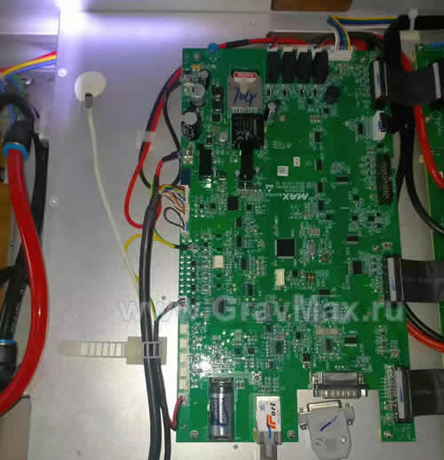 Ремонт лазерного источника Maxphotonics MAX MFSC-1000-BJW нет мощности, не режет