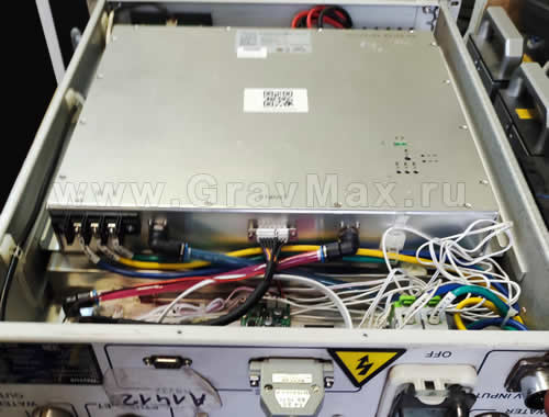 Ремонт лазерного источника Raycus RFL-C2000 Замена кабеля QBH Ошибки E049 E072