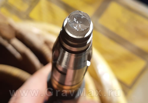 Замена кабеля доставки лазерного излучения на лазерном источнике Raycus RFL-C3000