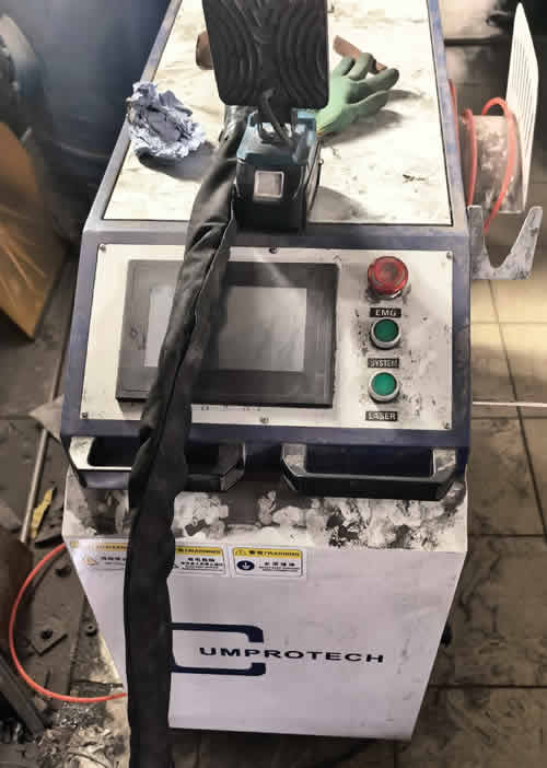 Лазерная чистка Umprotech и пистолет SUP22C дает точку а не линию